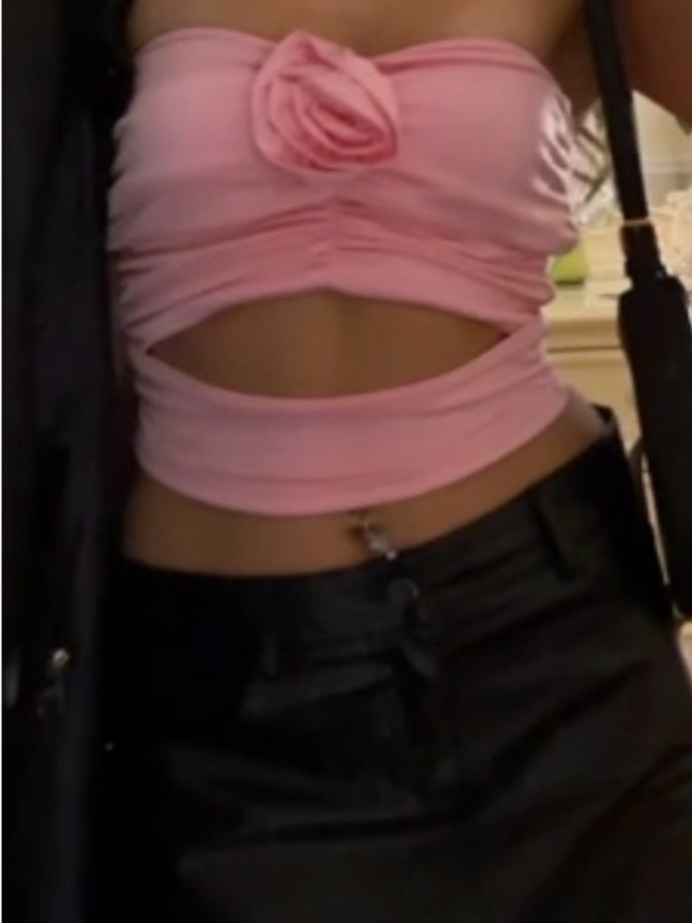 Women's Pink Strapless Cutout Rose Detail Crop Top SHEIN